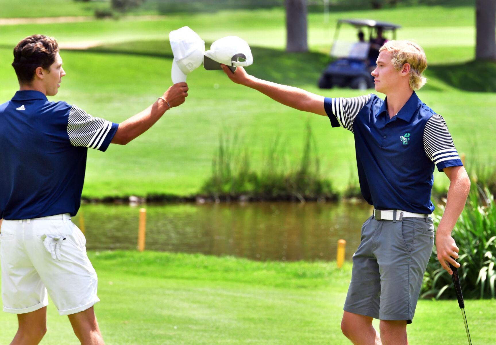 081120-sw-hsgolf 05.JPG